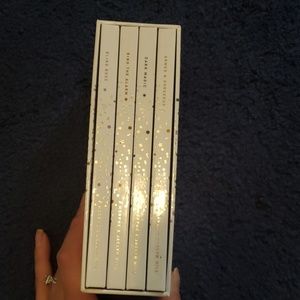 Jaclyn hill vault collection